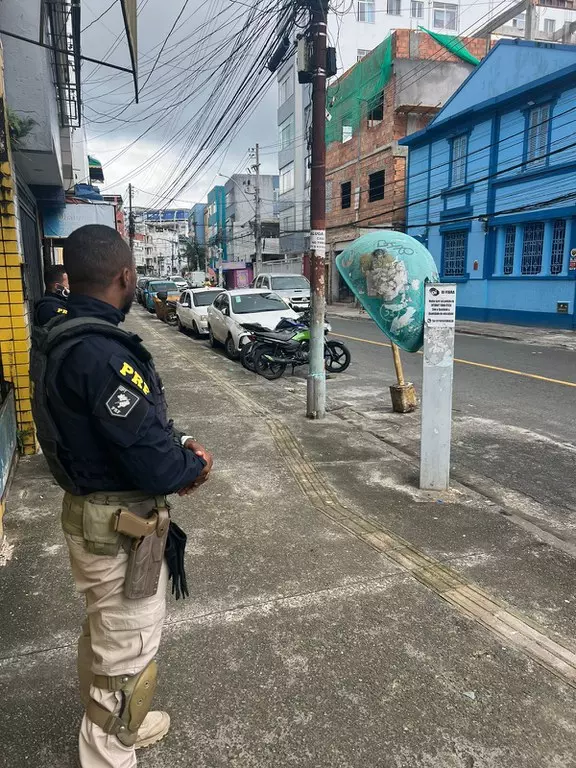 Trabalhadores são resgatados após serem encontrados em condições análogas à escravidão na Bahia